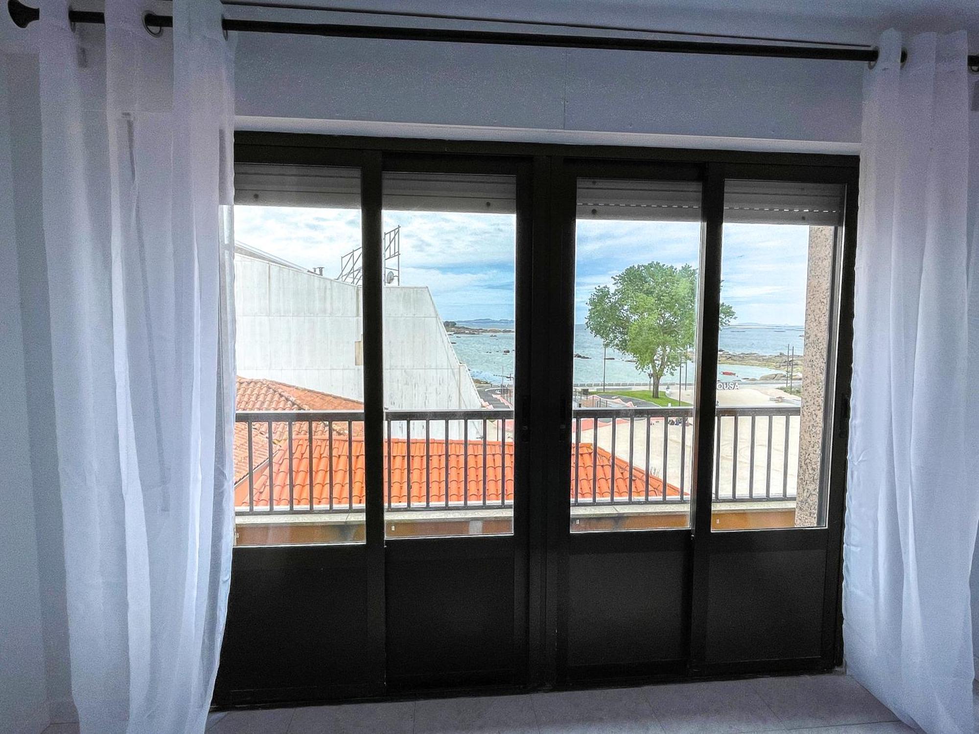 Complejo Tamanaco Illa De Arousa 3000 Ilha de Arousa Exterior foto